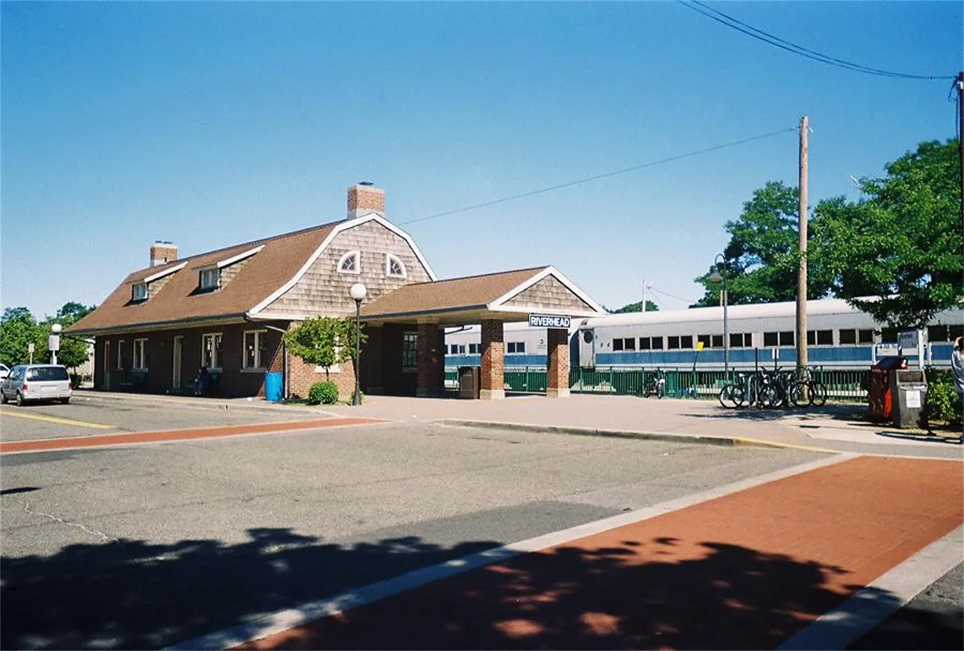 Riverhead, NY